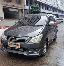 innova จองได้